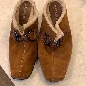 Super cool suede vintage looking with sheep looking interior